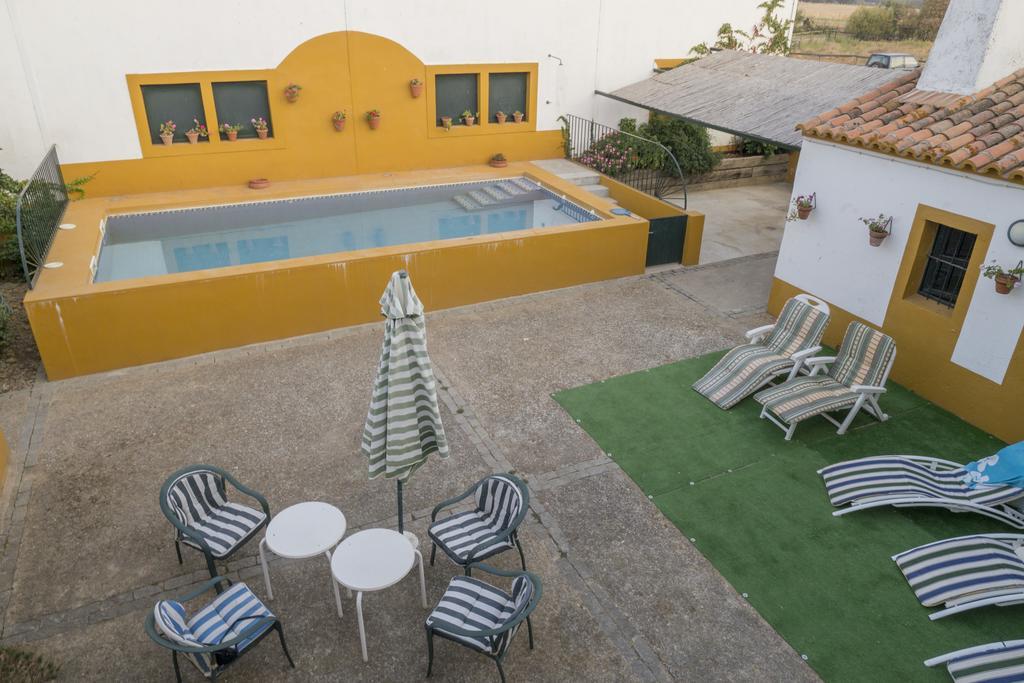 Casa Rural Dehesa De Solana Herrera de Alcántara Exterior foto